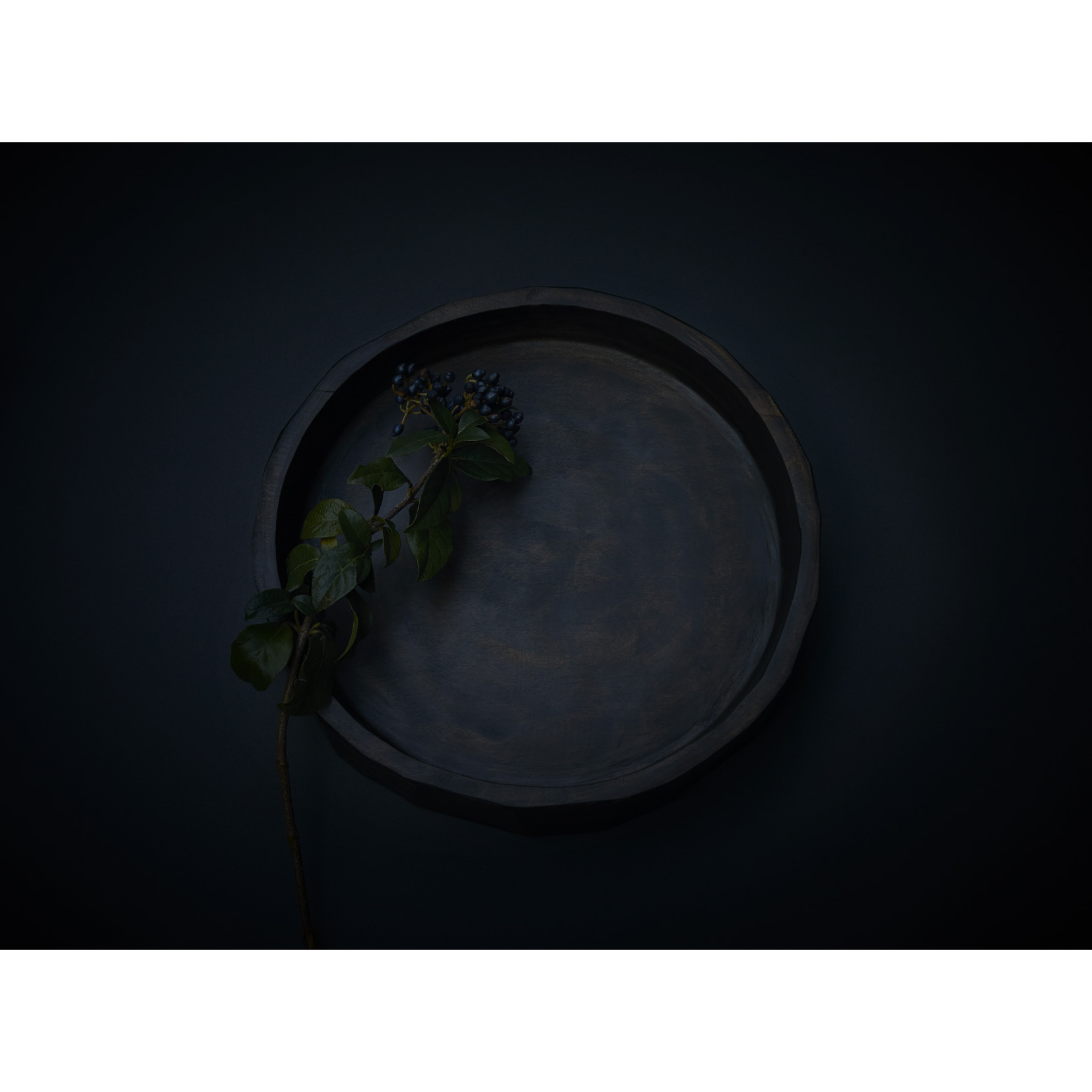 徒爾さんくり抜き丸盆 訳あり 10％OFF 徒爾 くりぬき盆 サクラ 国産 黒 